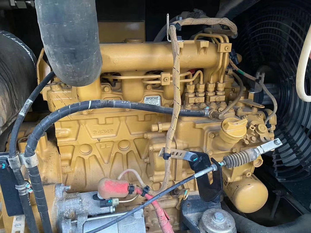 Mini Scavatrice in buone condizioni Escavatrice di seconda mano da 5,5 tonnellate Mini CAT 305,5 Escavatrice da trascinamento