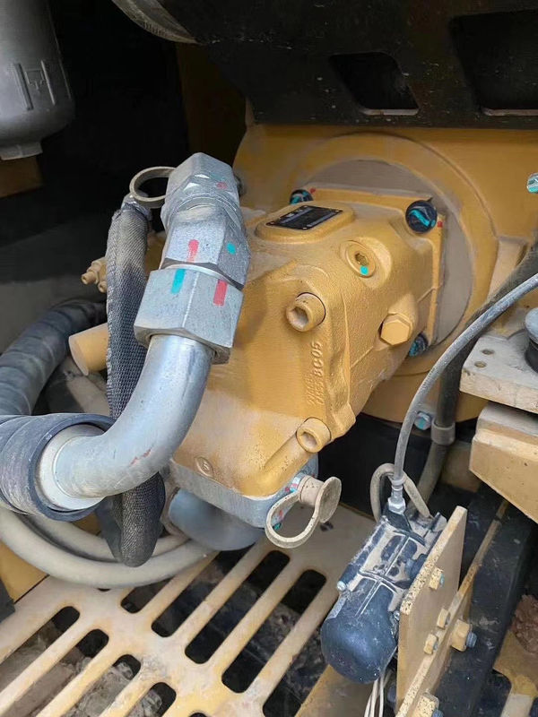 Mini Scavatrice in buone condizioni Escavatrice di seconda mano da 5,5 tonnellate Mini CAT 305,5 Escavatrice da trascinamento
