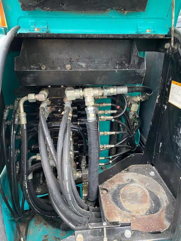 Miniescavatore di seconda mano Kobelco SK50 SK55 SK60 SK70 in vendita miniescavatore di seconda mano in vendita dal proprietario
