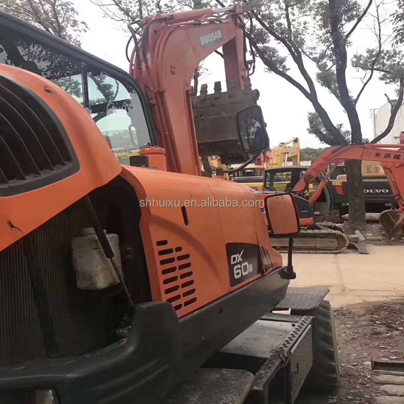 prestazioni eccellenti per Doosan 60w usato escavatore a ruote di seconda mano escavatore a ruote doosan DX60W