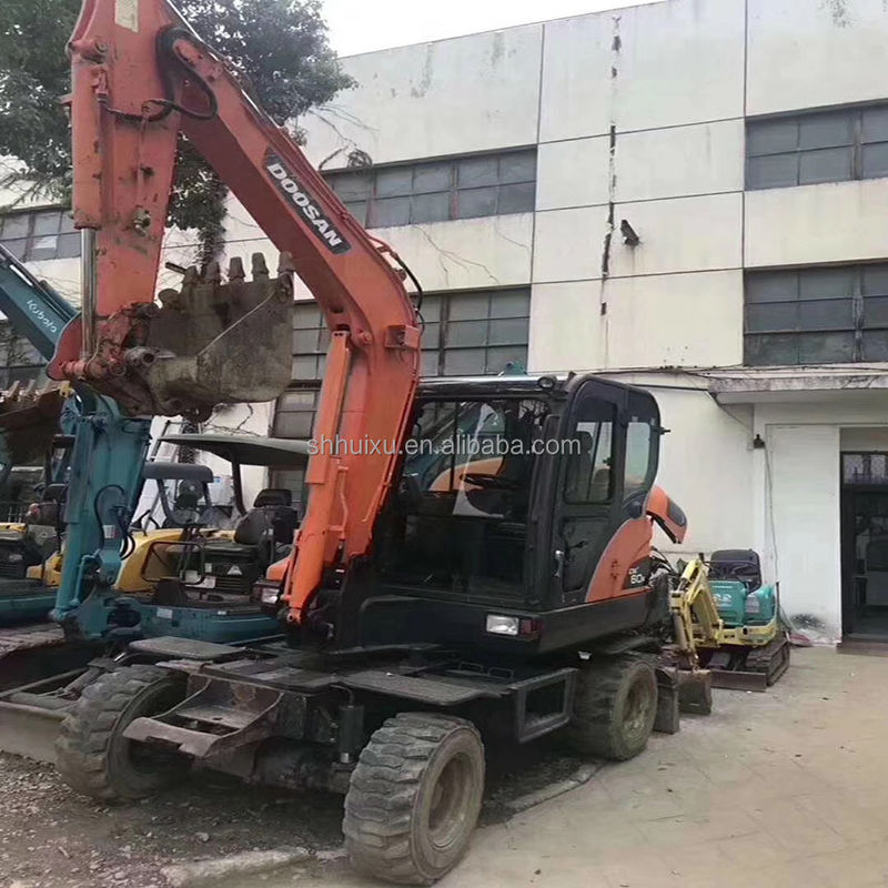 prestazioni eccellenti per Doosan 60w usato escavatore a ruote di seconda mano escavatore a ruote doosan DX60W