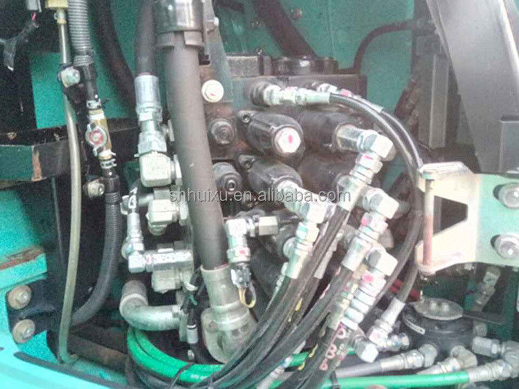 Best seller escavatore a strisce di seconda mano Kobelco135/ Usata macchina da scavo di buona qualità Kobelco135 in vendita