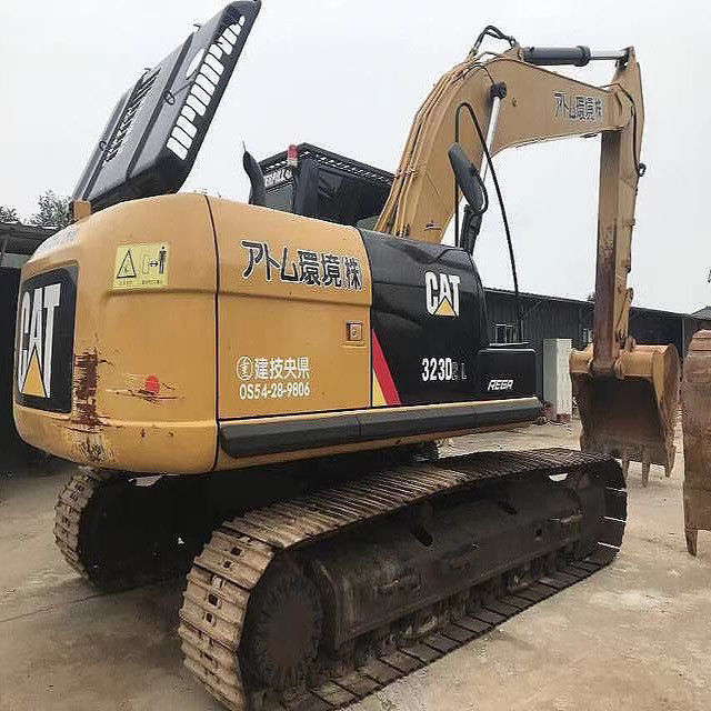 Macchine usate per l'escavatore CAT323 in vendita in buone condizioni,buon prezzo