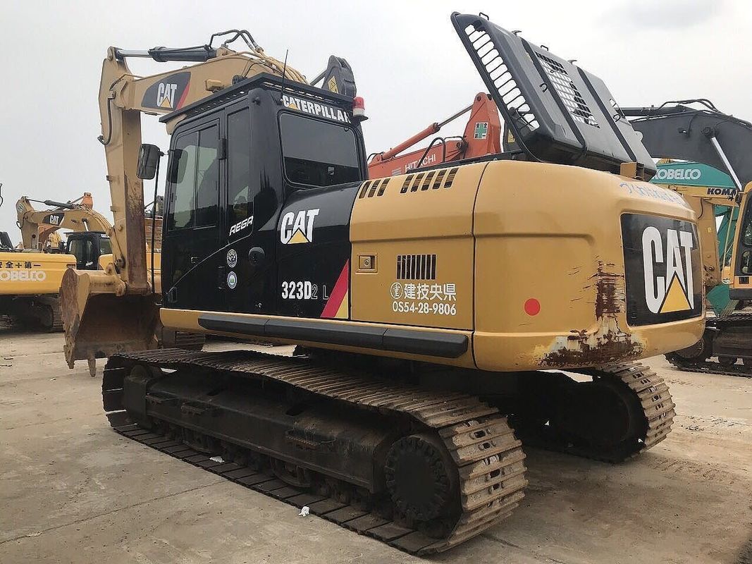 Macchine usate per l'escavatore CAT323 in vendita in buone condizioni,buon prezzo