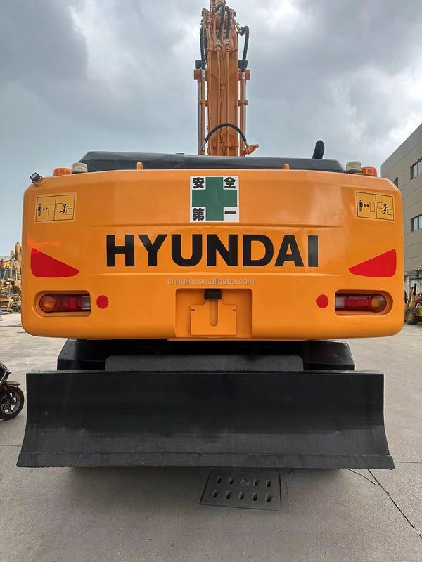 Escavatori a ruote di seconda mano di buona qualità HYUNDAI210W 21T Escavatori usati per la vendita