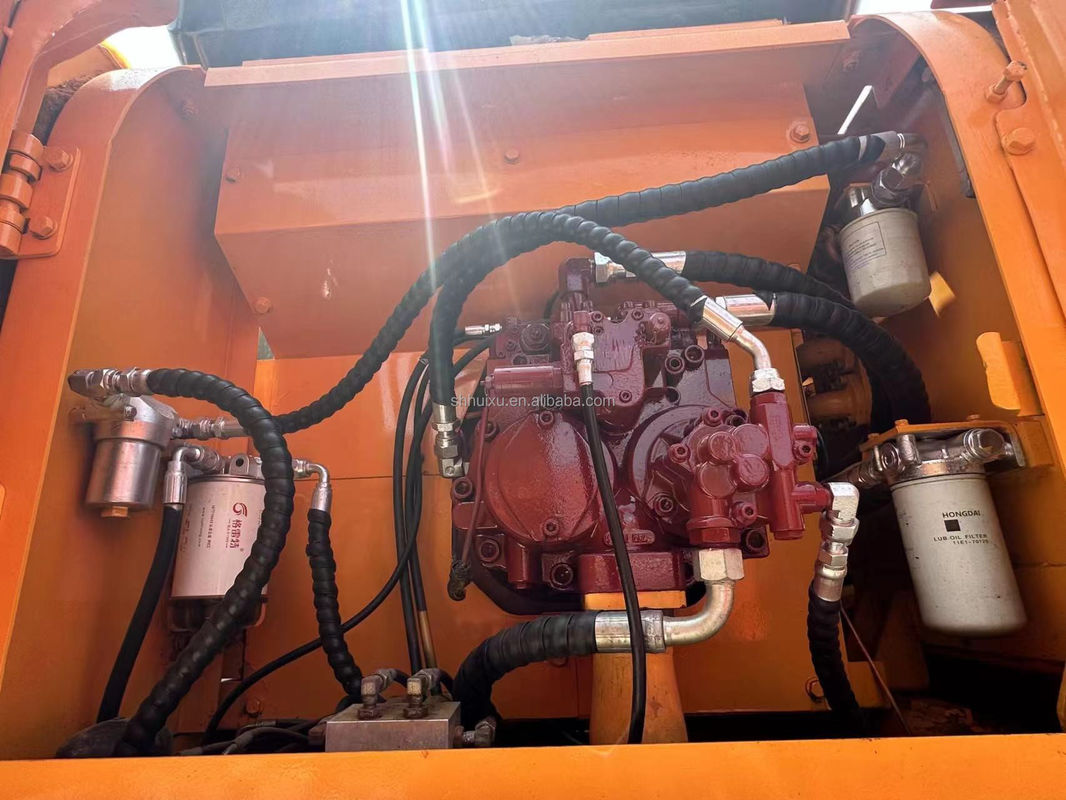 Escavatori a ruote di seconda mano di buona qualità HYUNDAI210W 21T Escavatori usati per la vendita