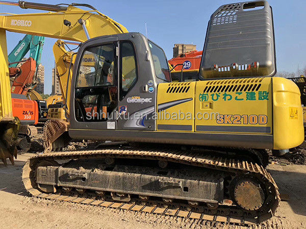 Kobelco SK200 best seller buona qualità usata macchina da scavo di seconda mano escavatore da strisciatore Kobelco SK210