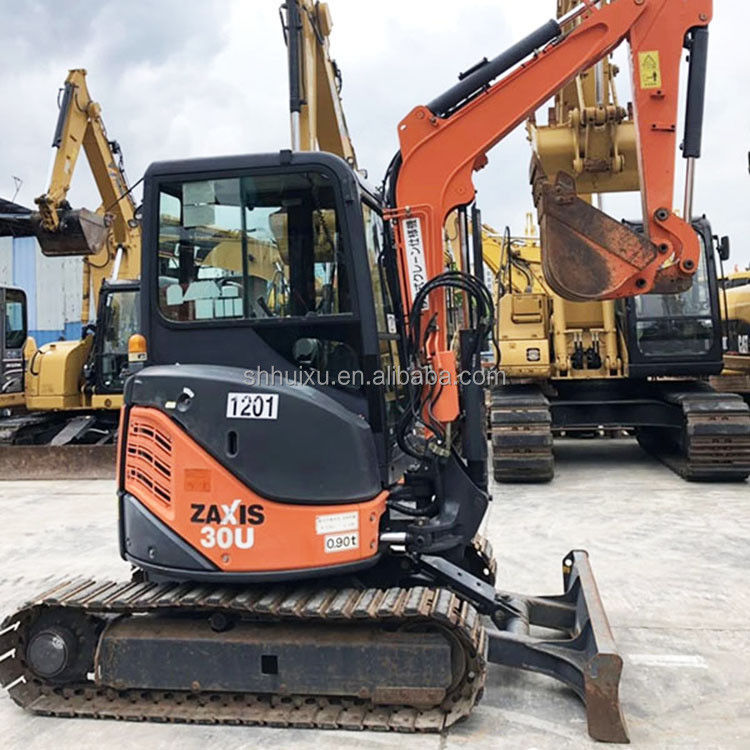 Hitachi in magazzino mini escavatore giapponese usato HITACHI 30 in vendita/seconda mano Piccolo escavatore a trascinamento in buone condizioni HITACHI 30