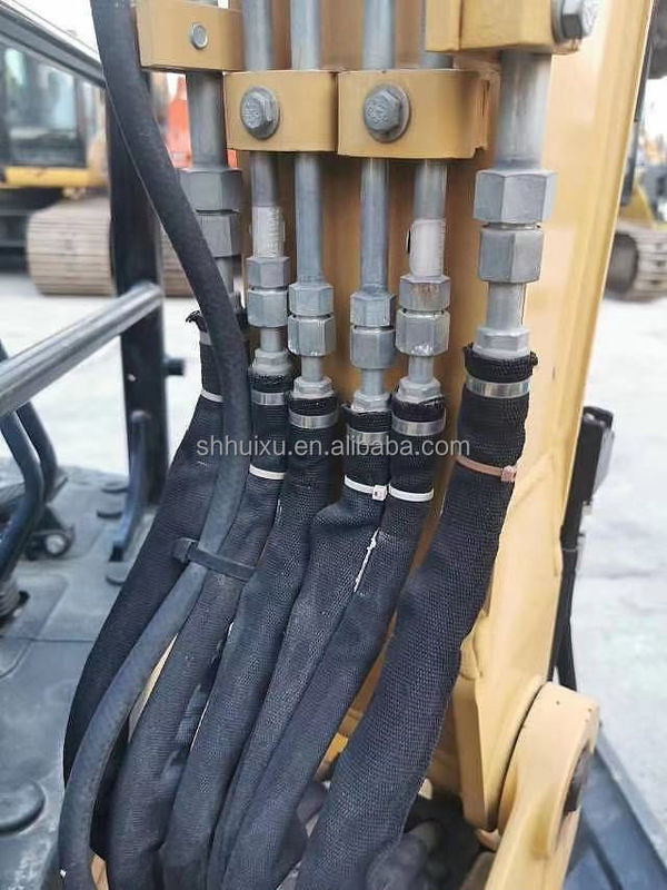 Di seconda mano di buona qualità Mini escavatore da striscia usato usato CAT303E 3T