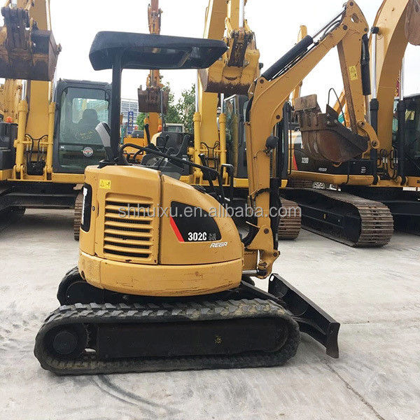 Buona qualità Escavatore a rulli di seconda mano CAT302 mini escavatore idraulico usato Macchina da bruco Bruco in magazzino