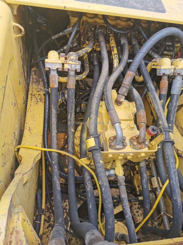 Komatsu Used Komatsu PC230 escavatore di seconda mano perfetta prestazione azione rapida basso prezzo Komatsu escavatore
