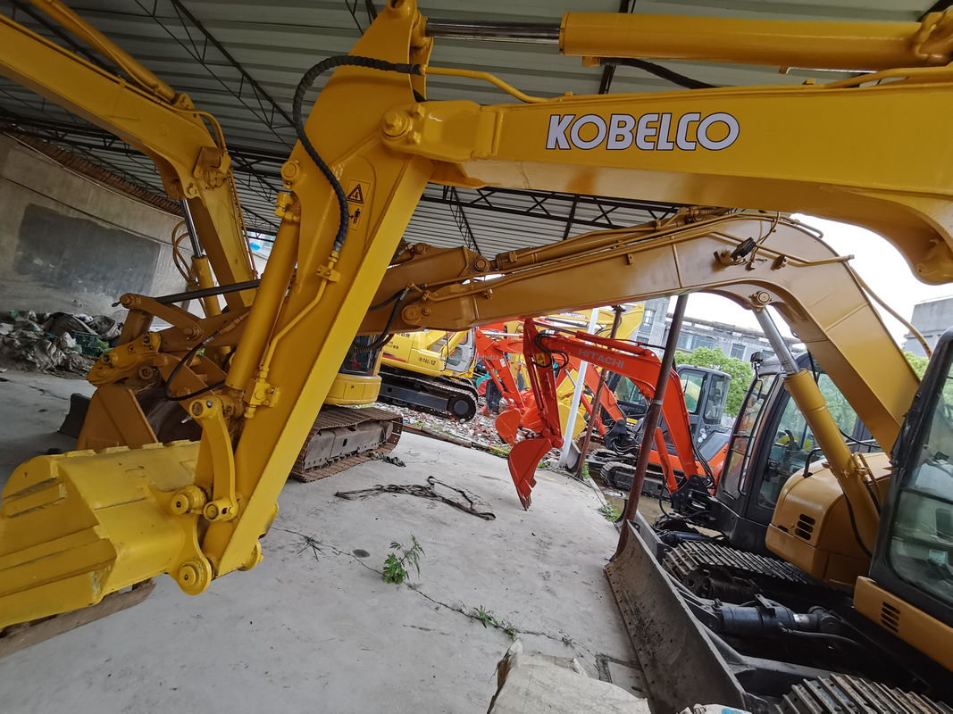 Kobelco SK200 Kobelco SK35SR escavatore idraulico di seconda mano origini giapponesi/mini escavatore usato Kobelco SK35SR Bella qualità Prezzo economico