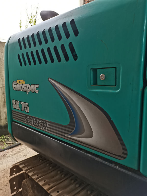 Kobelco SK200 Mini escavatore usato Kobelco SK75 Bella qualità Prezzo economico escavatore idraulico di seconda mano origine giapponese