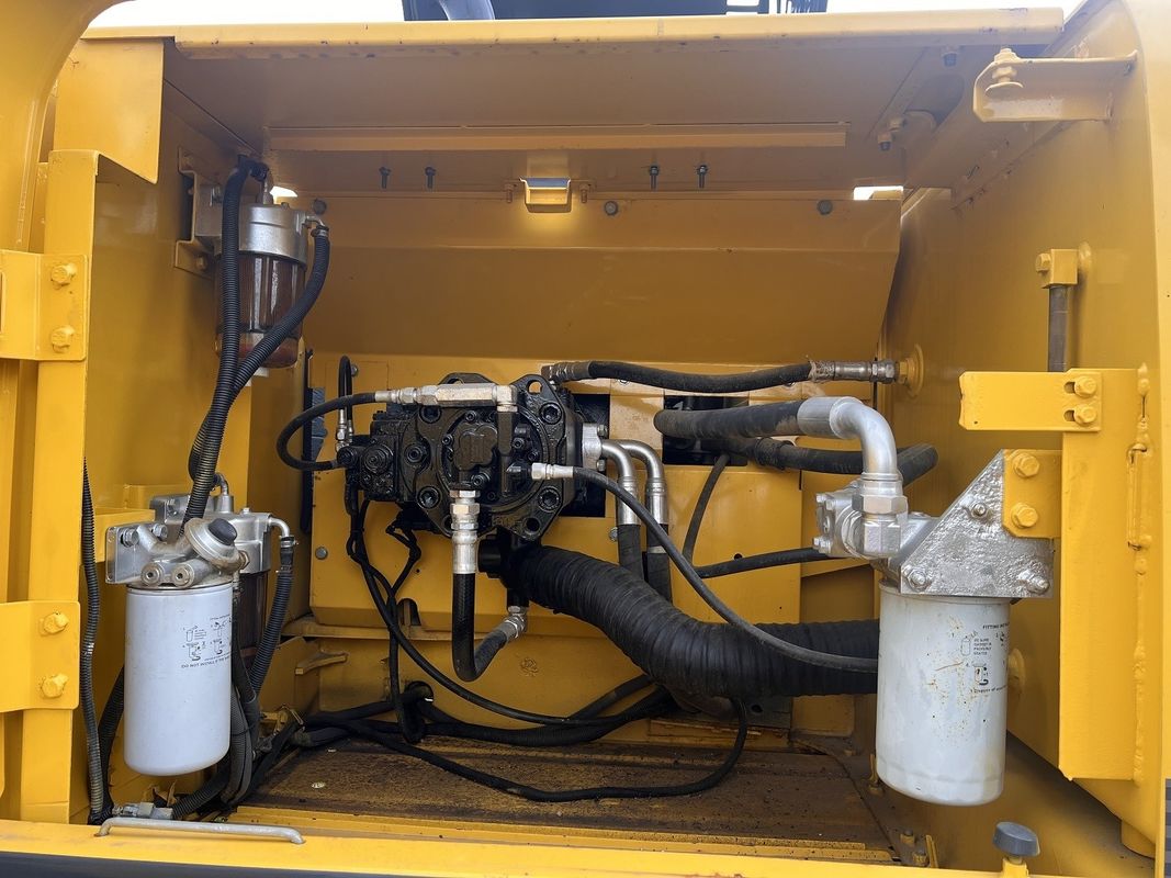 Escavatore usato Kobelco SK260 escavatore di seconda mano macchine usate 26 tonnellate escavatore di terra a mano escavatore usato