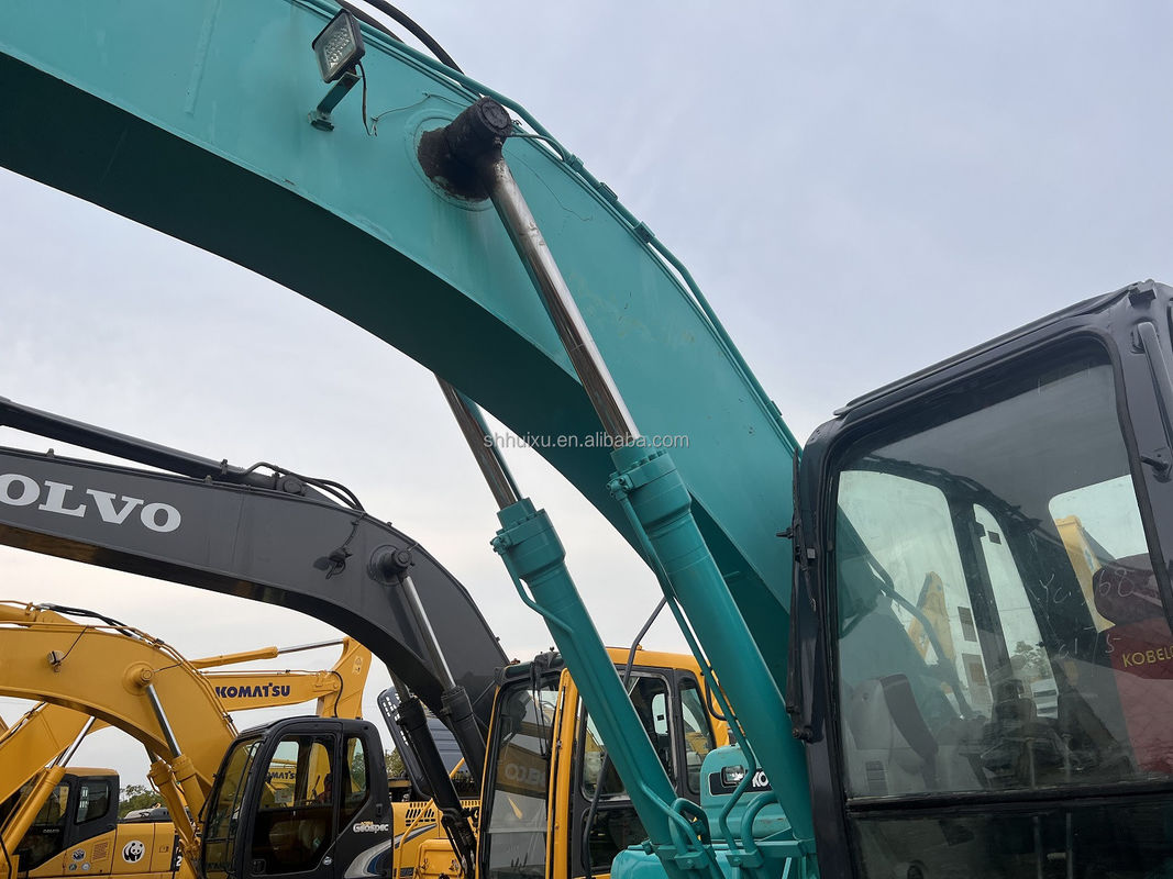 Escavatori usati KOBELCO SK200 prodotto di vendita a caldo KOBELCO SK200 di seconda mano in vendita