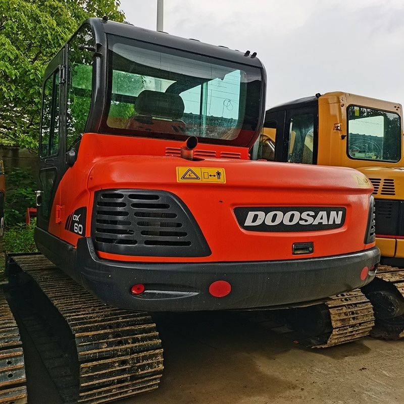 Doosan vendita calda Buone vendite Escavatore usato Doosan DX60W macchina di escavatori a ruote