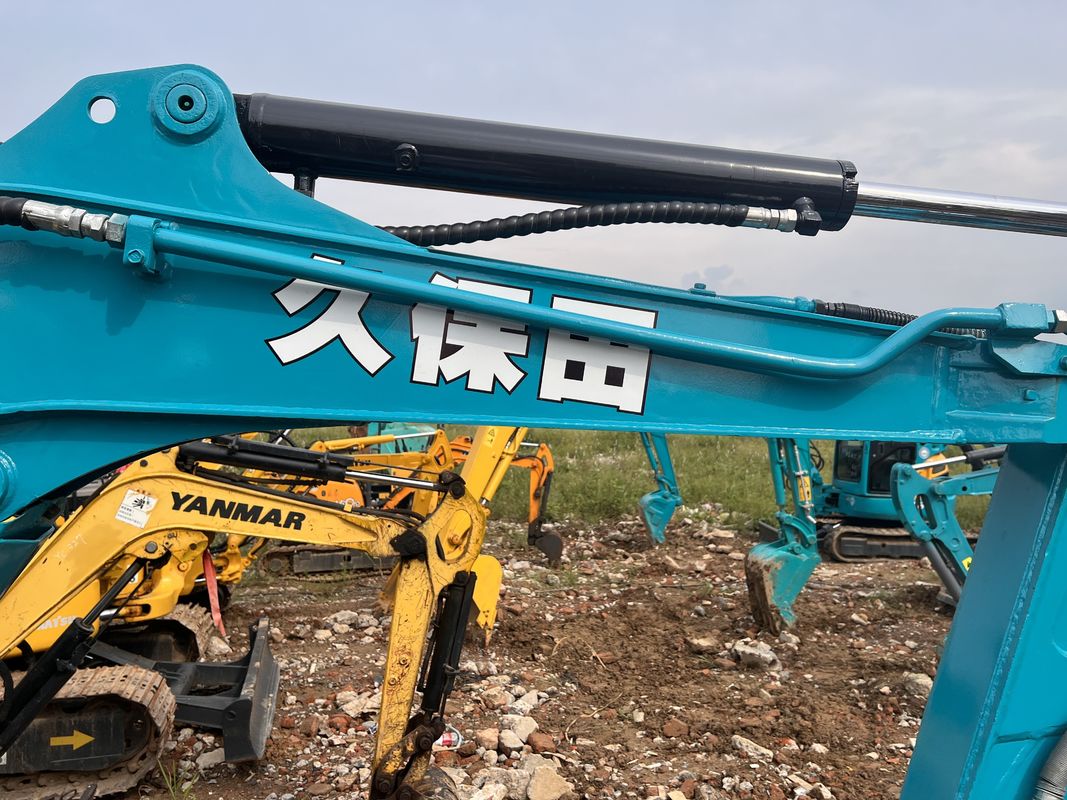 scavatore usato kubota135/seconda mano mini macchina da scavo kubota 135 prezzo basso in vendita