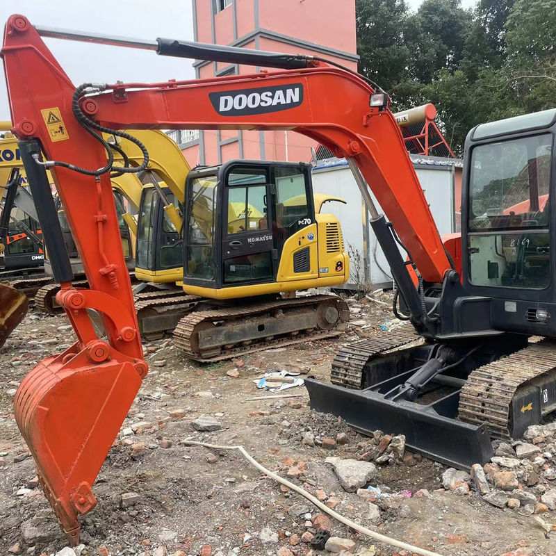 Macchine usate per l'ingegneria e la costruzione Doosan 55 escavatore usato in vendita scavo vendita usato