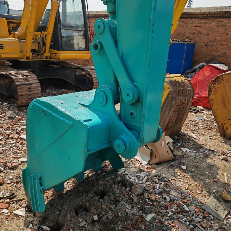 scarse ore di lavoro escavatore mobile di seconda mano kobelco 135/colore originale kobelco 135 usato in vendita