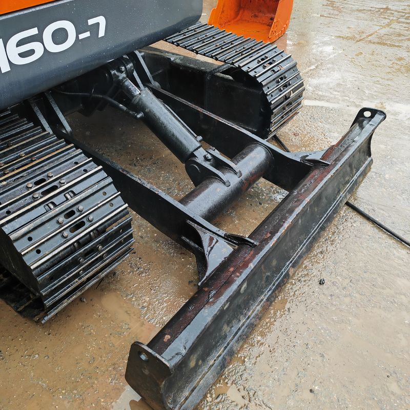 scavatore a striscia usato doosan dh60/seconda mano scavatore doosan usato doosan dh60 in vendita