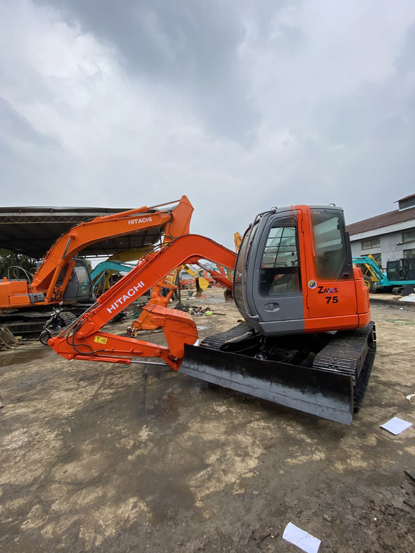 Hitachi venduta a caldo di seconda mano Hitachi 75US escavatore idraulico a trascinatore origine giapponese mini escavatore usato di buona qualità prezzo economico