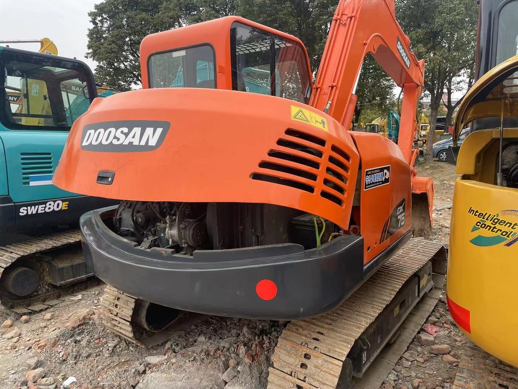 scavatore usato carwler/ migliore qualità usato doosan75 origine coreana mini escavatore usato Doosan75