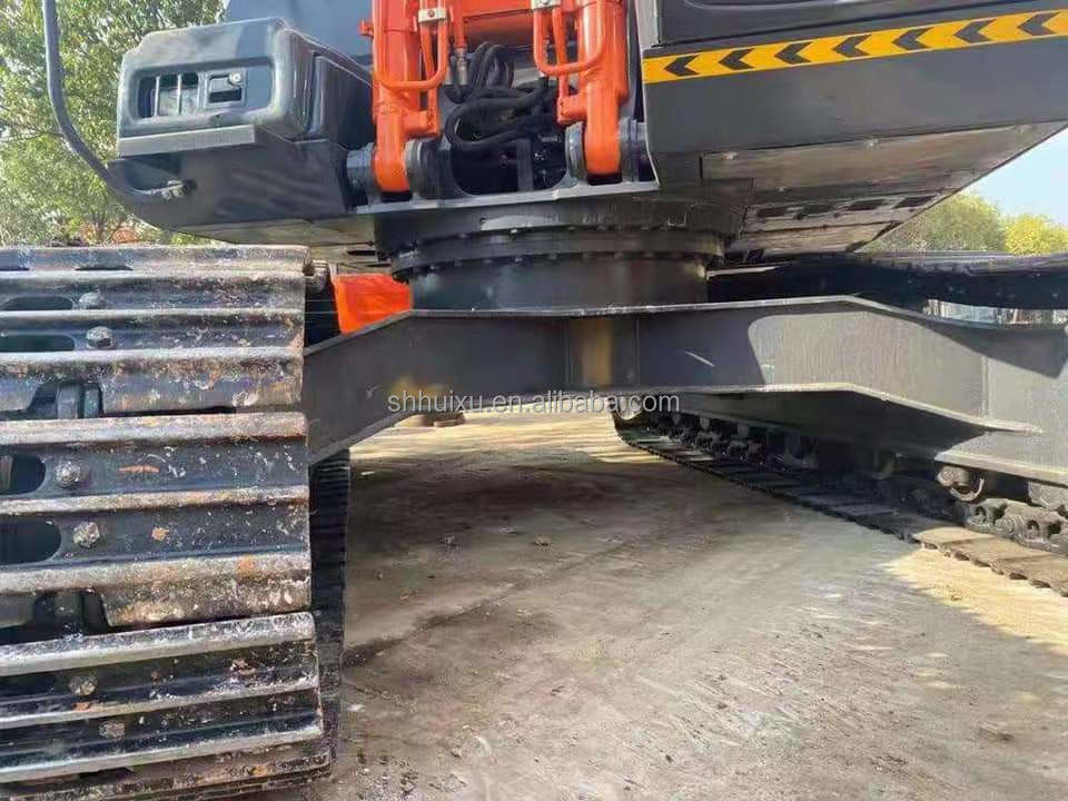 Hitachi in magazzino Buone condizioni Hitachi ZX200-5 di seconda mano Escavatore idraulico a trasloco/macchina di scavo usata Hitachi ZX200-5 Prezzo economico