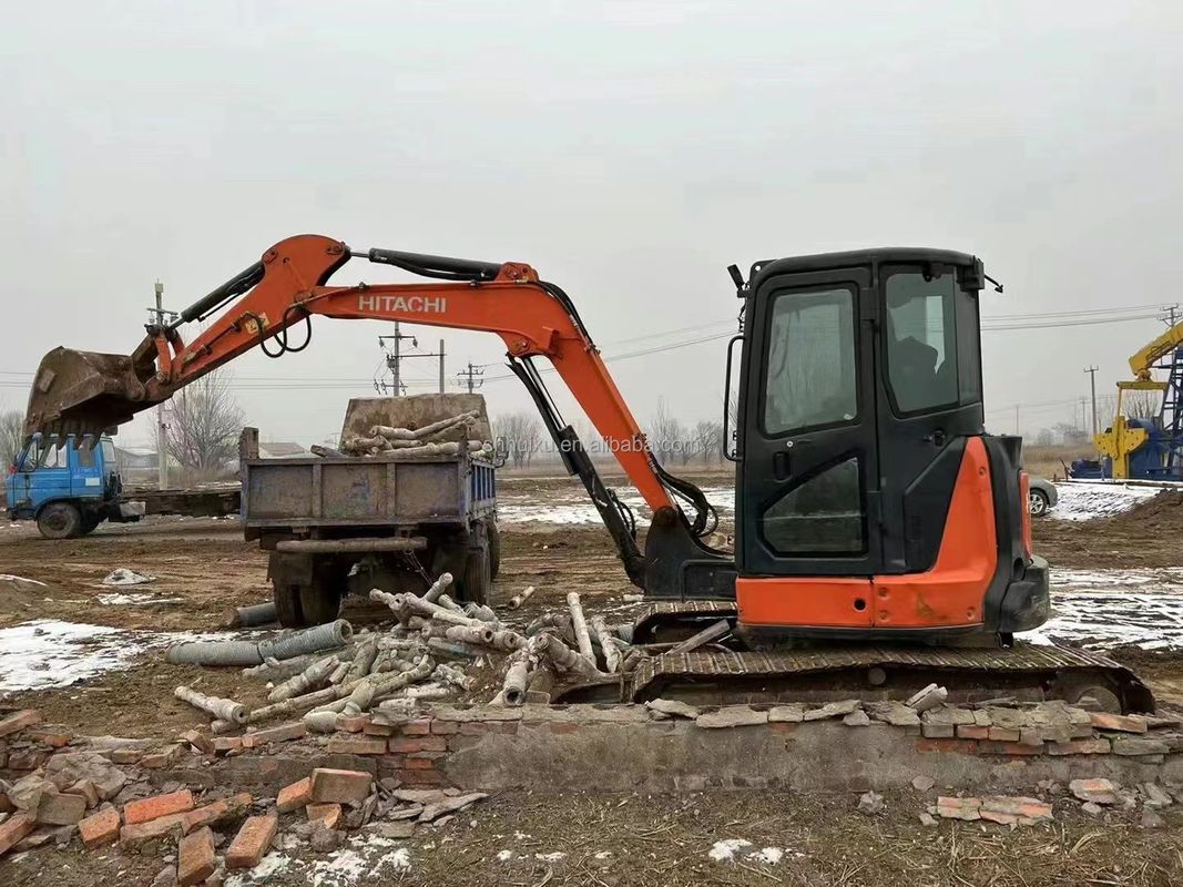 Hitachi vendita calda mini escavatore usato Hitachi ZX55U Prezzo economico/buona qualità Hitachi ZX55U Escavatore idraulico a striscia di seconda mano