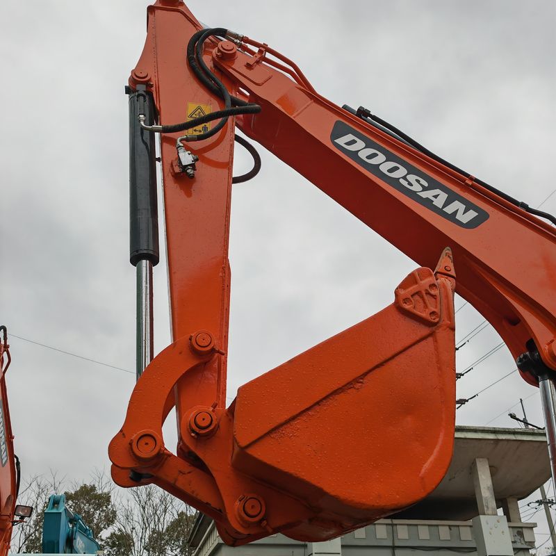 5.5 tonnellate Mini Used Doosan Dx55 Used Excavator 0,75m3 Capacità del secchio