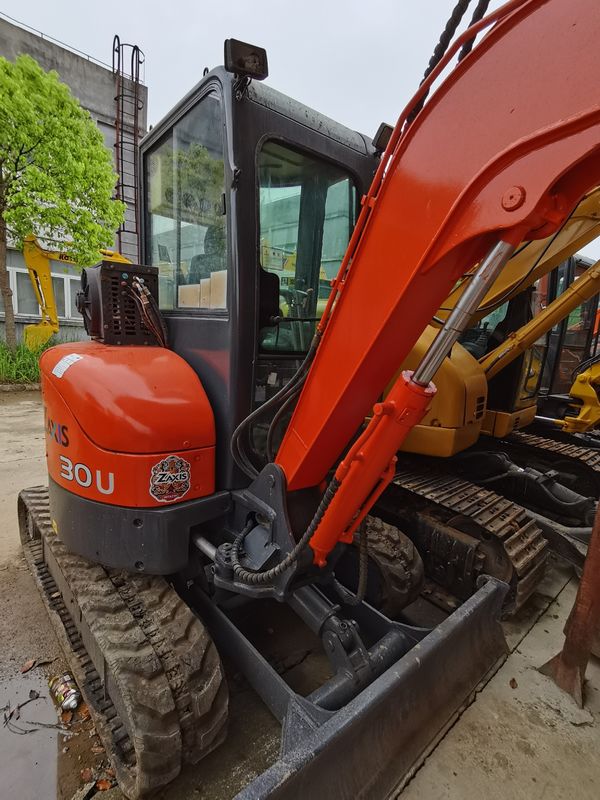 Bestseller HITACHI 30U Escavatore idraulico di seconda mano di buona qualità/macchina di scavo usata HITACHI 30U vendita a caldo
