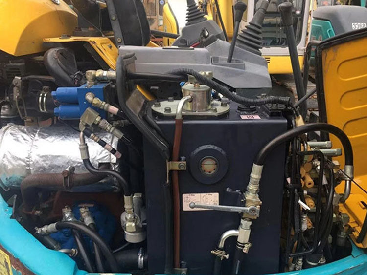Scavatore idraulico di seconda mano Kubota30 Alta qualità/mini escavatore usato Kubota30 Giappone origine prezzo basso