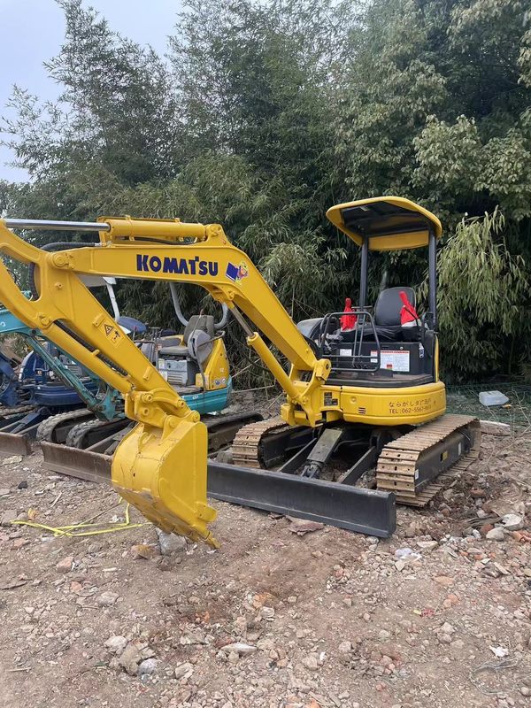 mini Japan Komatsu35 Escavatore usato per uso domestico all' interno Escavatore da 3,5 tonnellate escavatore giapponese usato