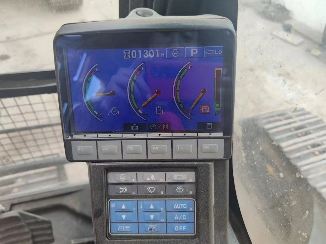 vendite di macchine usate Komatsu PC200 escavatore macchine usate scavo idraulico