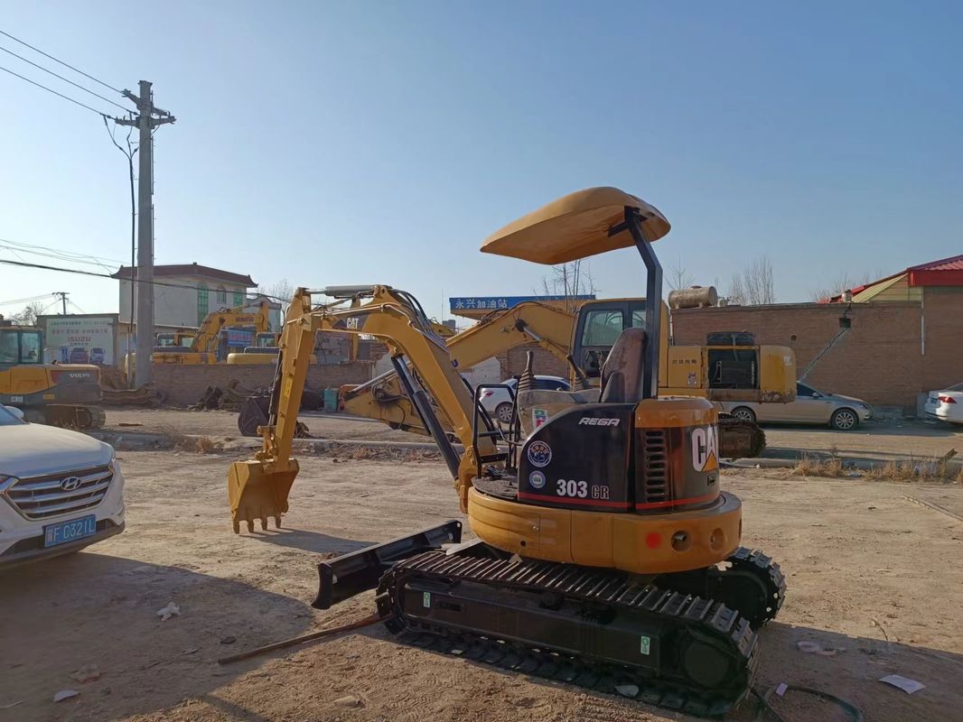Mini escavatori CAT 303 macchine idrauliche per la terraformazione in vendita1TON 2TON 3TON.escavatori usati cat301.5 CAT302 CAT303