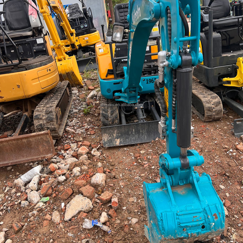 Lavoratori a bassa durata macchine stradali Kubota U17 escavatore usato con motore e pompa di alta qualità scavatore economico scavatore usato trascinatore
