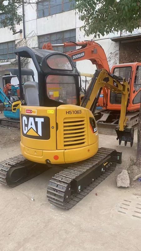Escavatori usati CAT302.5 senza guida cabina mini escavatori di seconda mano in vendita mini escavatori vendite