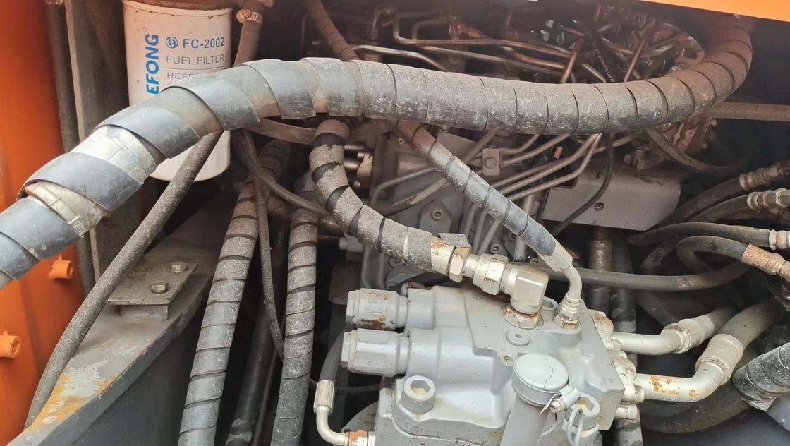Escavatore crawler usato Hitachi ZX200 costruzione di macchinari di seconda mano in buone condizioni per la vendita