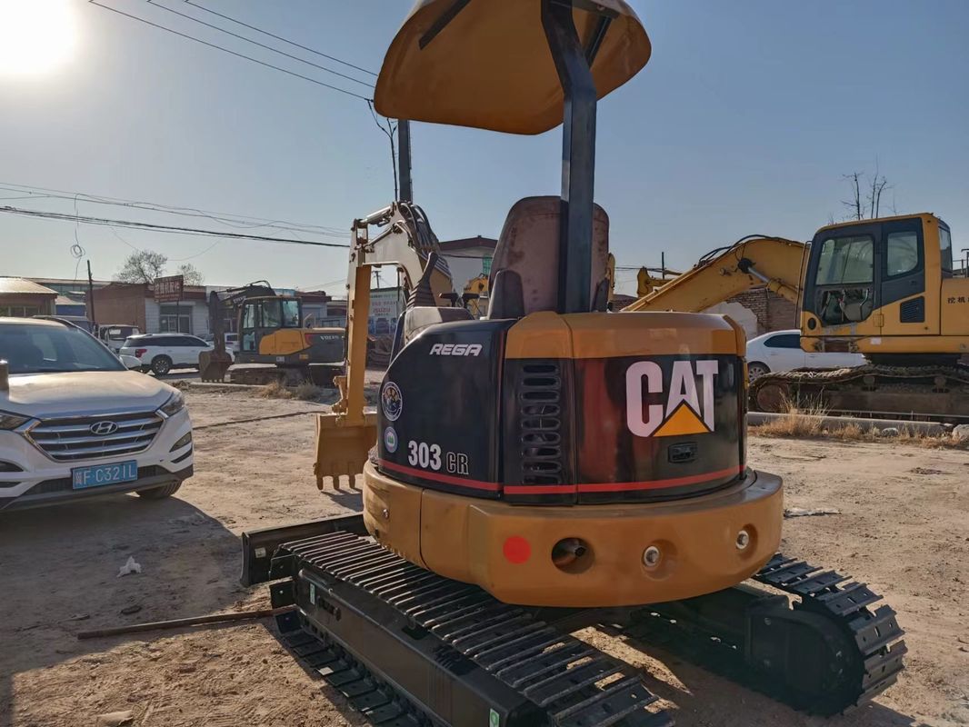 Mini escavatore usato CAT303 senza cabina di guida scavatore di terra a mano Cina mini scavatore