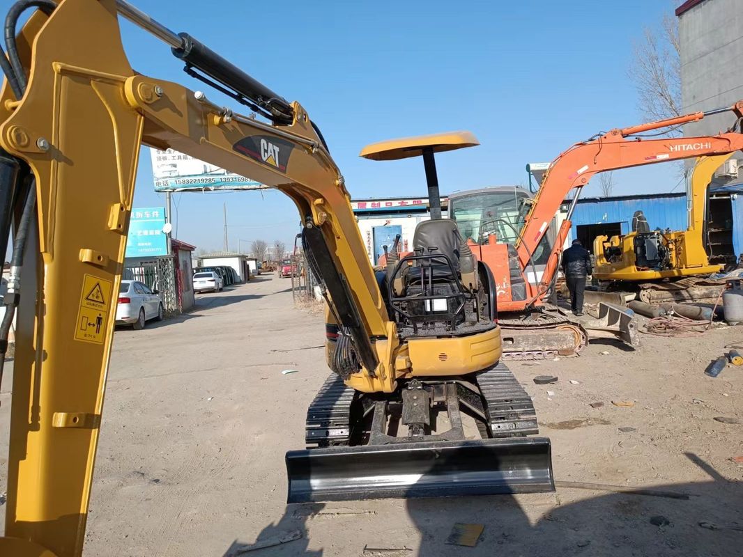 Mini escavatore usato CAT303 senza cabina di guida scavatore di terra a mano Cina mini scavatore