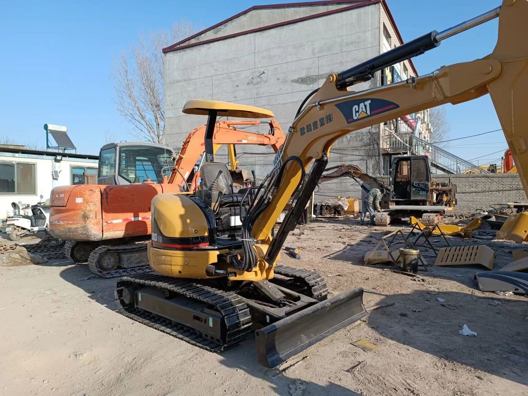 Mini escavatore usato CAT303 senza cabina di guida scavatore di terra a mano Cina mini scavatore
