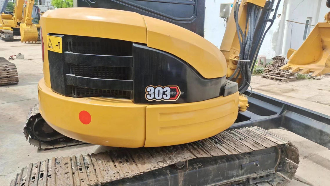 Miniescavatore usato CAT303 con cabina di guida scavatore di terra a mano Cina mini scavatore