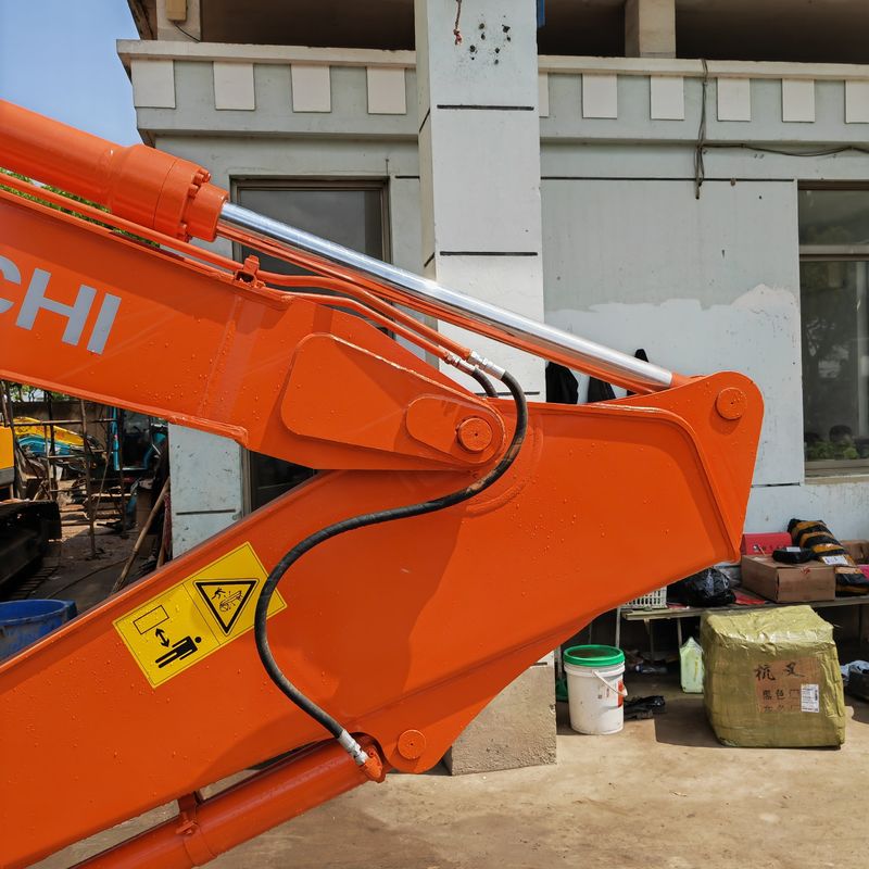 Hitachi in magazzino 90% di seconda mano Hitachi zx135/escavatore a trasloco usato Hitachi zx135 in vendita
