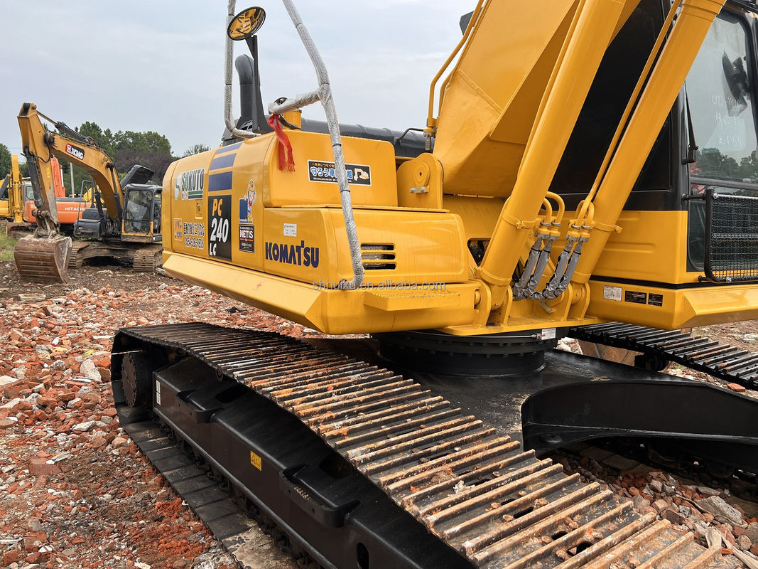 KOMATSU 240-8LC Escavatore di seconda mano in ottime condizioni 24000KG Negozi di materiali da costruzione
