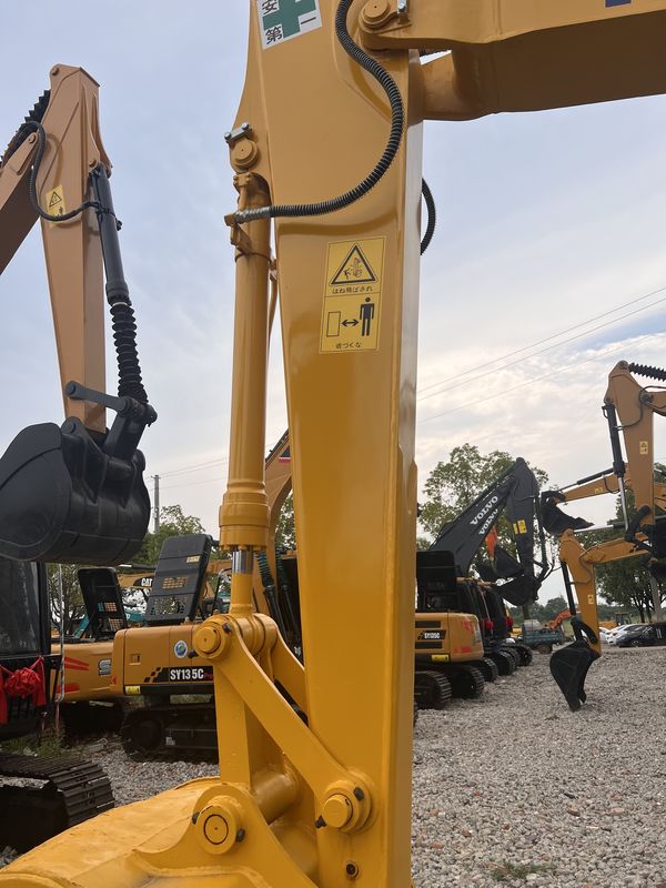 Escavatori idraulici usati Komatsu pc130 altre macchine da costruzione escavatori di seconda mano Komatsu pc130 prezzo economico