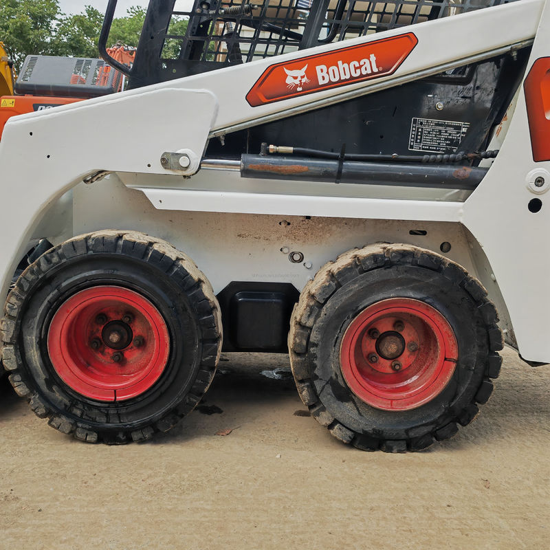 Caricatore multifunzionale usato a guida a pattinata BOBCAT S70 Doosan Bobcat 1 tonnellata Mini caricatori di seconda mano