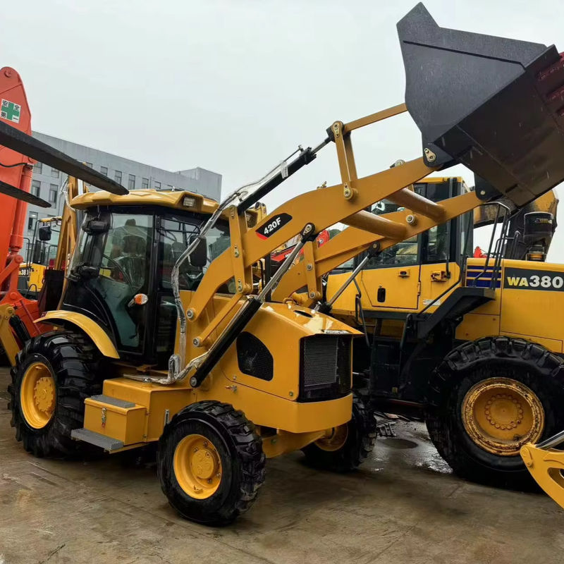 Caricatore di retroescalatori usato Caterpillar CAT420F caricatore di retroescalatori cat 420f/ giappone di seconda mano motore di retroescalatori in buone condizioni