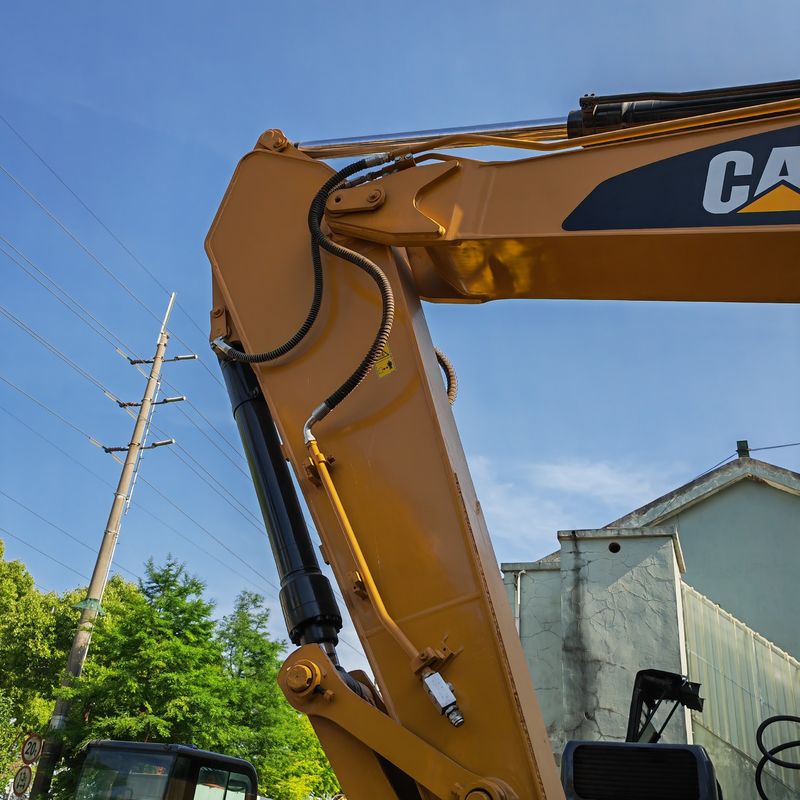 escavatore crawler usato cat 323d/escavatore di seconda mano di buona qualità cat 323d
