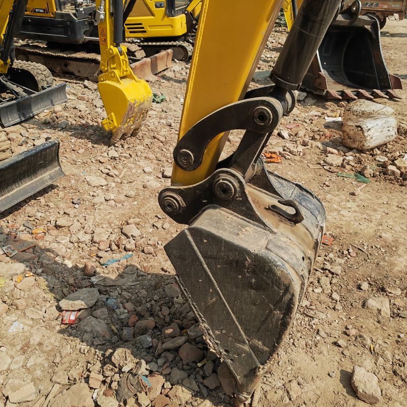 mini excavator usato cat 303/seconda mano motore originale cat 303 con prezzo economico in vendita