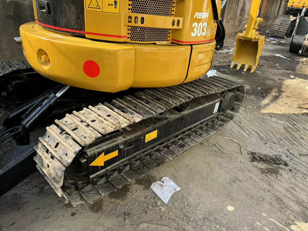 Quasi nuovo Giappone mini escavatore usato da 3 tonnellate CAT303CR usato crawler giapponese usato prezzo escavatore in vendita