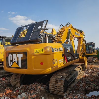 Motore durevole per escavatore CAT con potenza netta al volano di 31,1 kW (41,7 CV) e profondità massima di scavo di 6,5 m